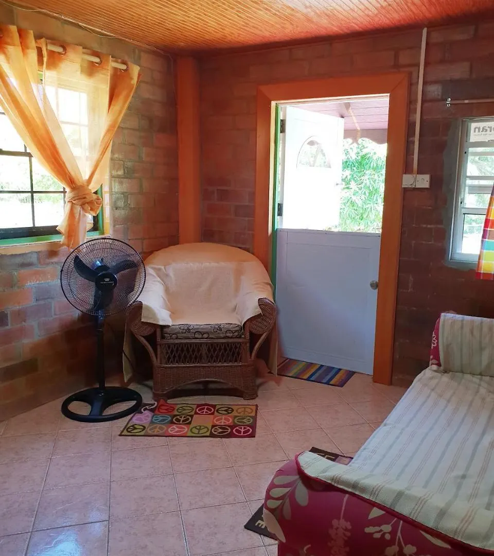 Seawind Cottage Authentic St.Lucian Accommodation Near Plantation Beach Gros Islet 0*,  Saint Lucia